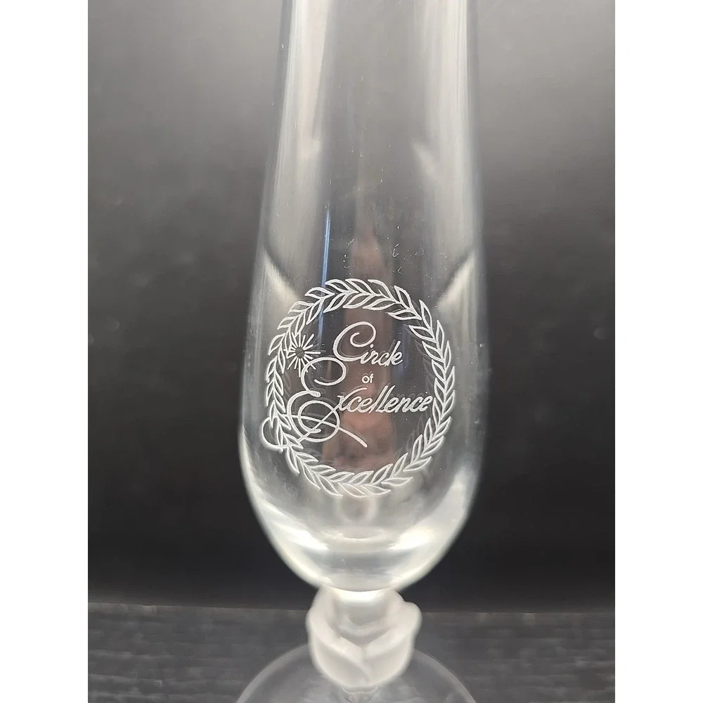Roses Roses 24% Lead Crystal D'Arques Durand‎ Lucia Frosted Bud Vase Avon